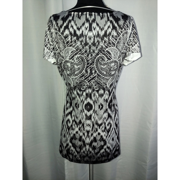 4/25$ Abstract Shirt - Picture 3 of 3